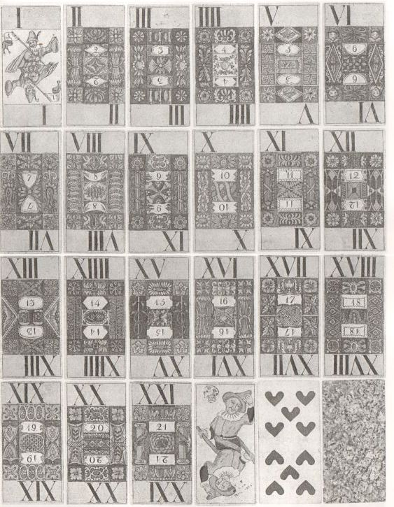 tarot with ornamens